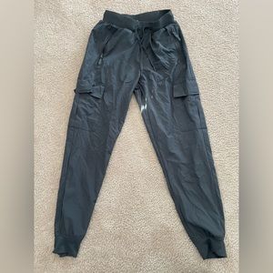 Wind pants women size small
